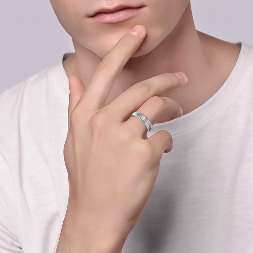 Купить кольцо из карбида вольфрама Lonti RTG-4516 с фианитом оптом от 1 180 руб.