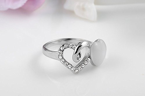 Купить кольцо ROZI RG-37300A с декором в виде сердец с кристаллами оптом от 590 руб.