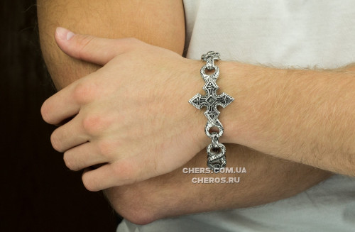 Купить мужской браслет-цепь Everiot SSBQ-3152 из стали с ажурными звеньями и элементом в виде креста оптом от 3 830 руб.