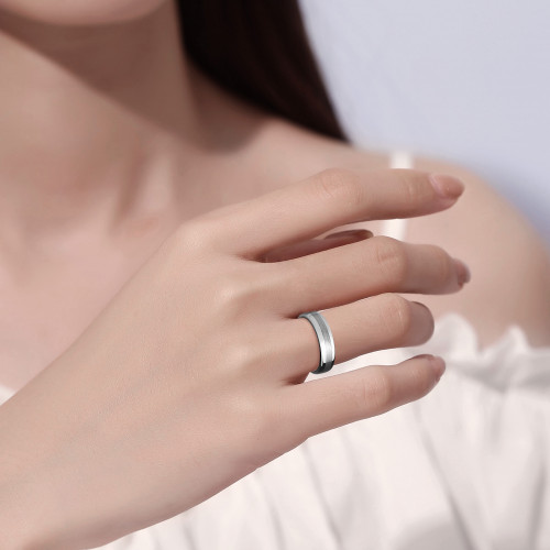 Купить кольцо Tisten из титан-вольфрама (тистена) R-TS-017 с матовой полосой оптом от 1 180 руб.