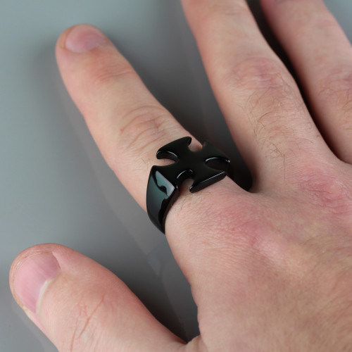 Купить черный мужской перстень из стали Spikes --R028K с крестом оптом от 690 руб.