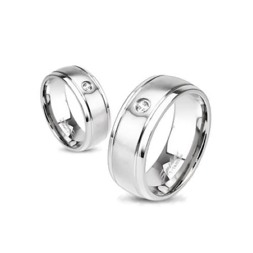Купить титановое обручальное кольцо Spikes ТМ-3640 с фианитом оптом от 630 руб.