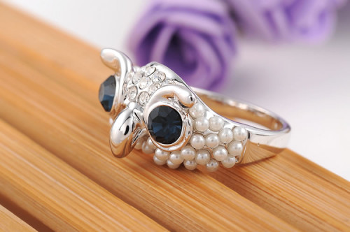 Купить кольцо ROZI RG-02310A в форме совы оптом от 520 руб.