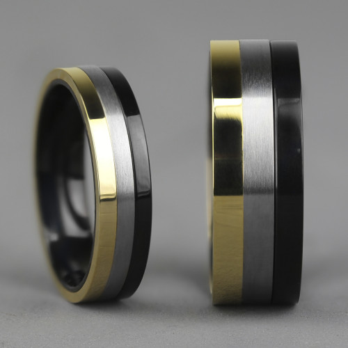 Купить кольцо из титана Spikes R-TI-3542 трехцветное оптом от 590 руб.