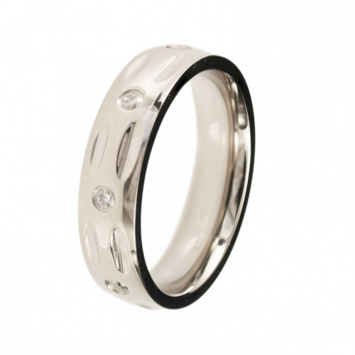 Купить серебристое титановое кольцо Lonti TI-065R с фианитами оптом от 1 040 руб.