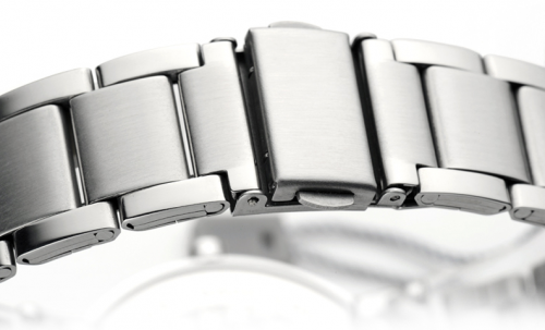 Купить часы на металлическом ремешке EYKI серии E TIMES ET0148-BK с черным циферблатом оптом от 1 940 руб.