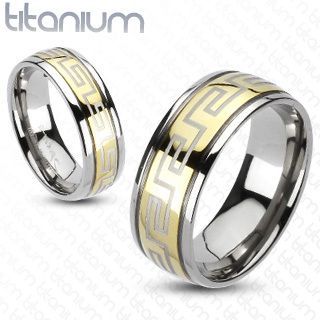 Купить кольцо SPIKES из титана R-TM-3054 с греческим меандром оптом от 570 руб.