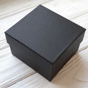 Подарочная коробочка 2760758 (8х7,5 см) для браслета, часов, украшений
