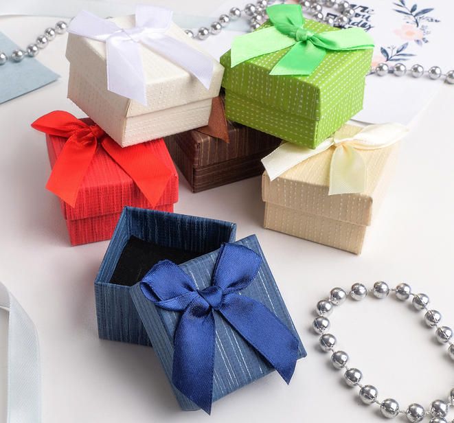 Купить подарочная коробочка для кольца, серег, кулонов 4573937 (5х5 см) оптом от 300 руб.