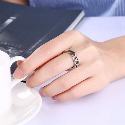 Купить женское кольцо Everiot из стали RA-XP-13712 с романтичной надписью "LOVE" оптом от 410 руб.